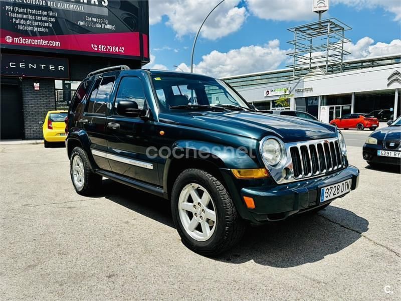 Verde Usado 2005 Jeep Cherokee Limited SUV | 9000 € (Precio justo) - Imagen 1/4