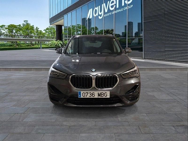 Usado BMW X1 Sport Line 150 CV (110 kW) 2022 Gris SUV