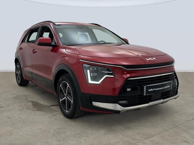Usado Kia Niro 141 CV (103 kW) 2024 Blanco SUV