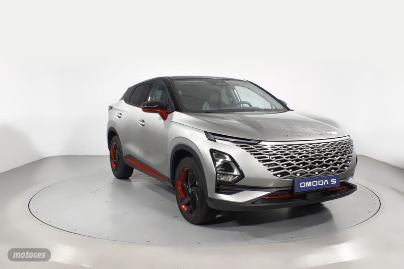 Negro Usado 2024 Omoda 5 SUV | 23.400 € (Precio justo) - Imagen 1/4