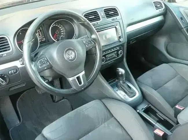 Usado VW Golf VII Sport 140 CV (102 kW) 2012 Negro Utilitario