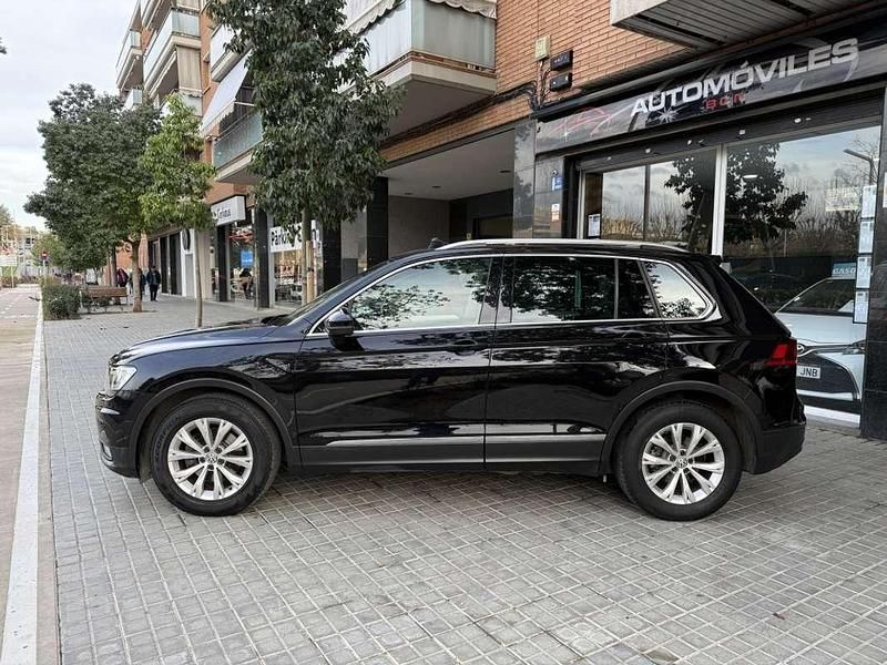 Usado VW Tiguan 125 CV (91 kW) 2018 Negro SUV