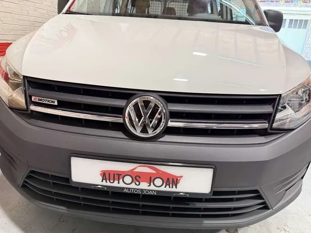 Usado VW Caddy Business 122 CV (89 kW) 2019 Blanco Monovolumen