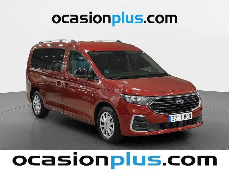 Usado Ford Tourneo Connect Titanium 122 CV (89 kW) 2023 Rojo Monovolumen