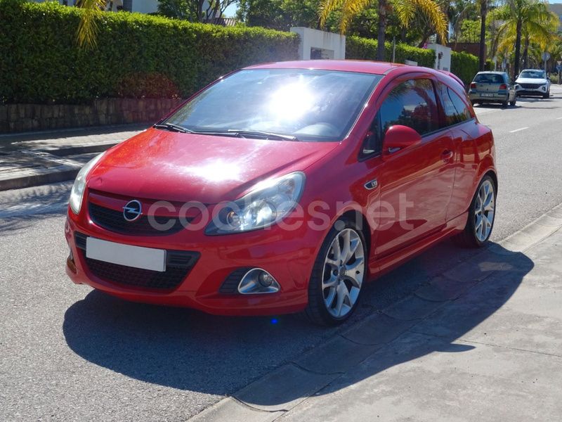 Rojo Usado 2010 Opel Corsa OPC Berlina | 8900 € (Precio justo) - Imagen 1/4