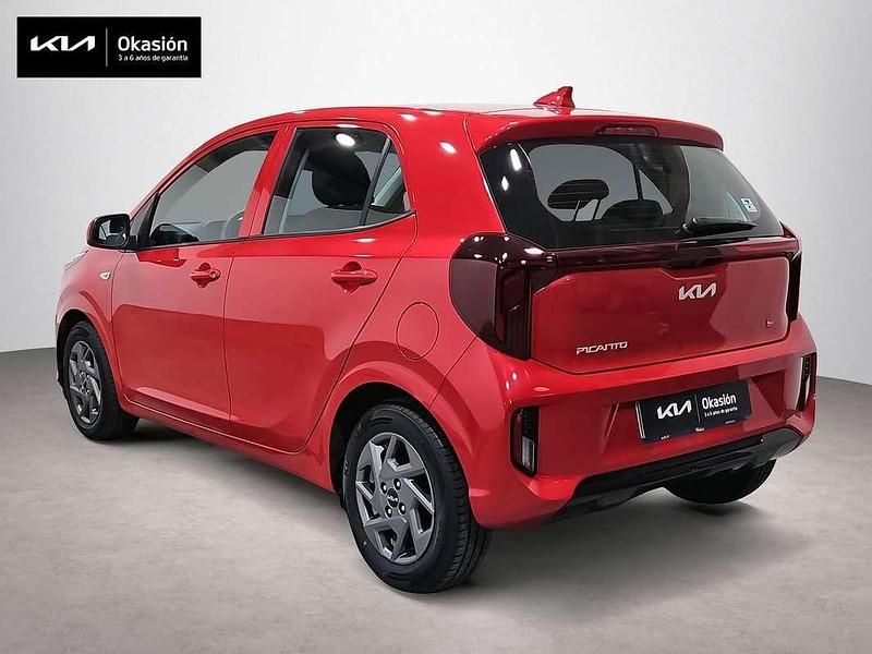 Usado Kia Picanto 63 CV (46 kW) 2024 Rojo Utilitario
