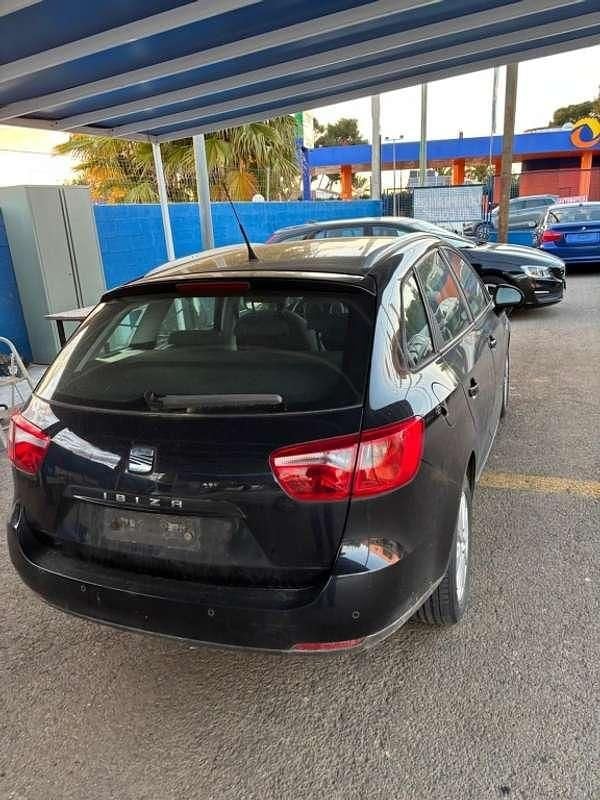 Usado Seat Ibiza ST Reference 75 CV (55 kW) 2011 Negro Familiar