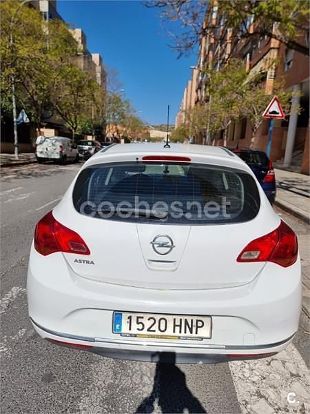 Brugt Opel Astra Selective 115 HK (84 kW) 2013 Hvid Stationcar