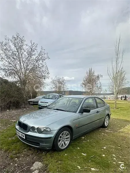 Usado BMW 320 150 CV (110 kW) 2001 Verde Berlina