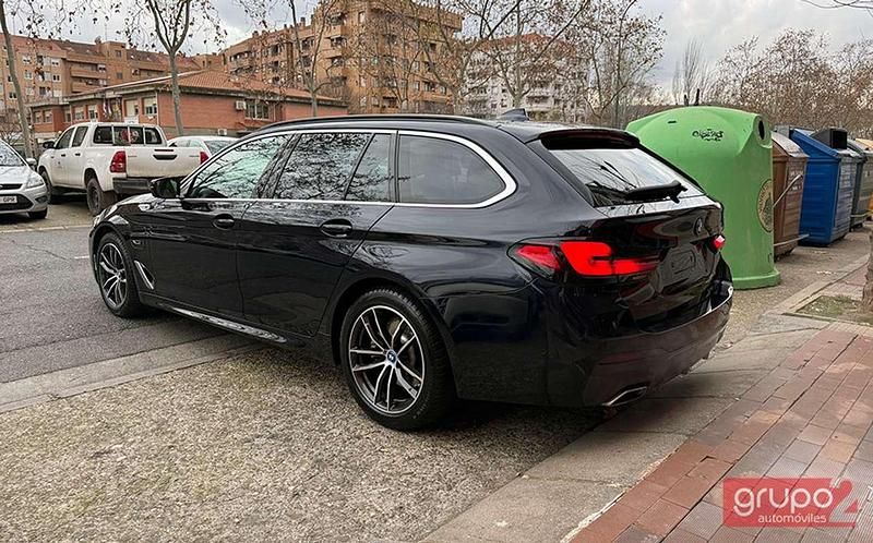 Usado BMW 530e Sport Line 292 CV (214 kW) 2023 Negro Familiar