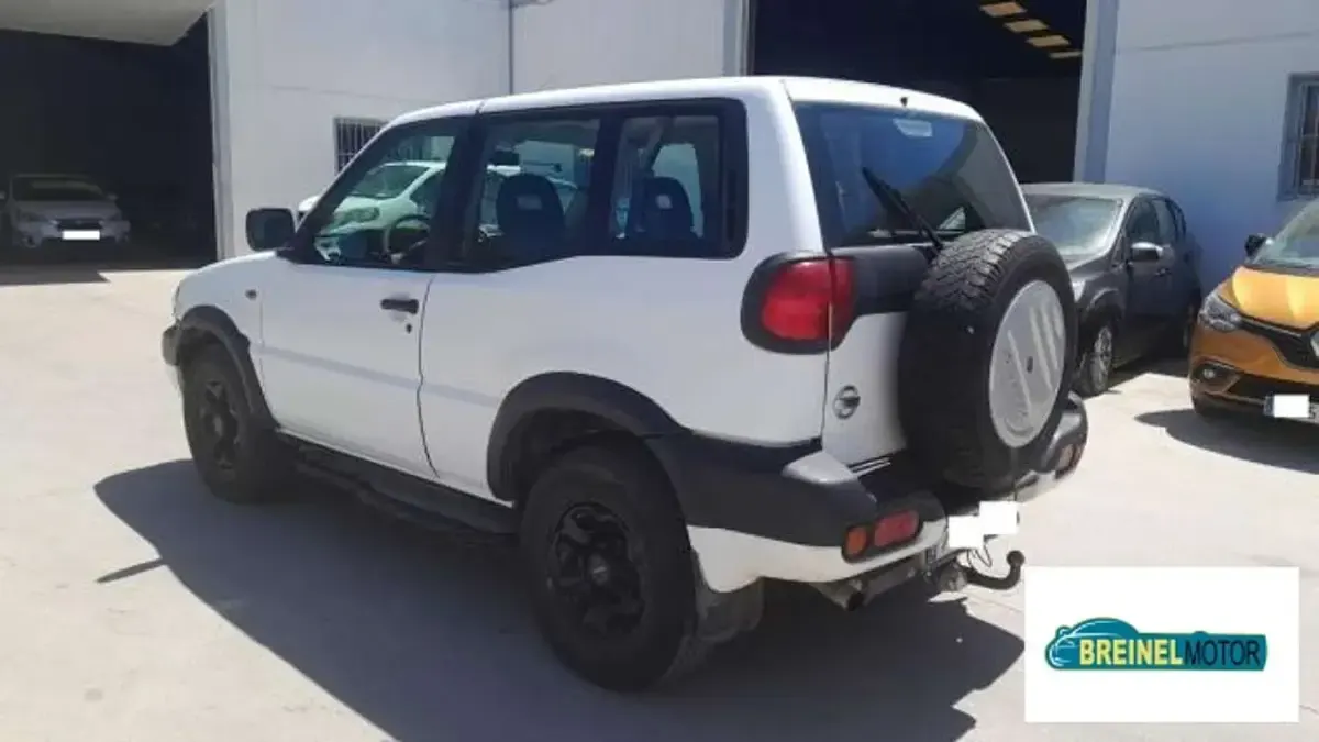 Usado Nissan Terrano 125 CV (91 kW) 2004 Blanco SUV