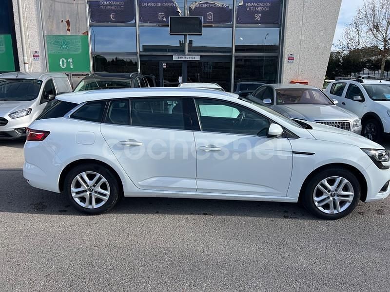 Usado Renault Mégane GrandTour Business 115 CV (84 kW) 2020 Blanco Familiar