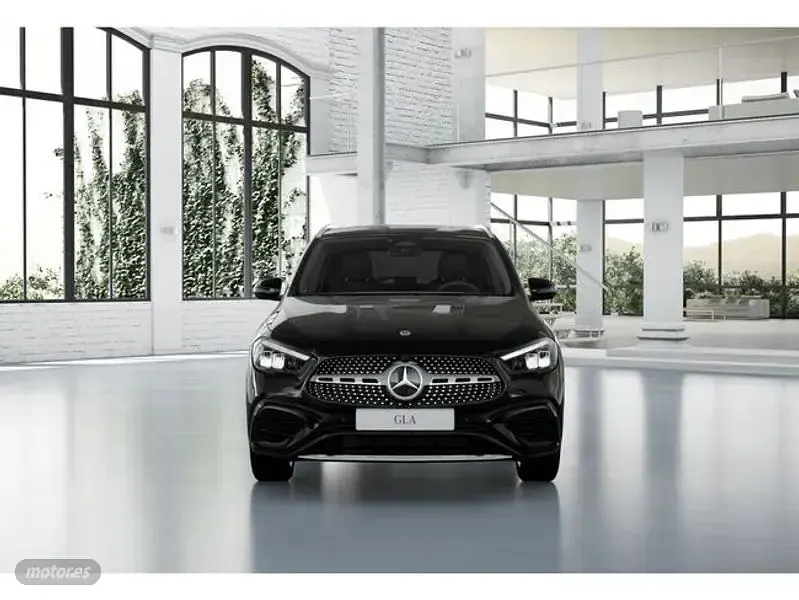 Usado Mercedes GLA250 217 CV (159 kW) 2025 Negro SUV