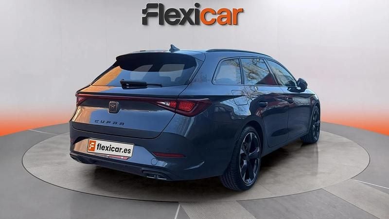 Usado Cupra Leon 150 CV (110 kW) 2023 Gris Familiar