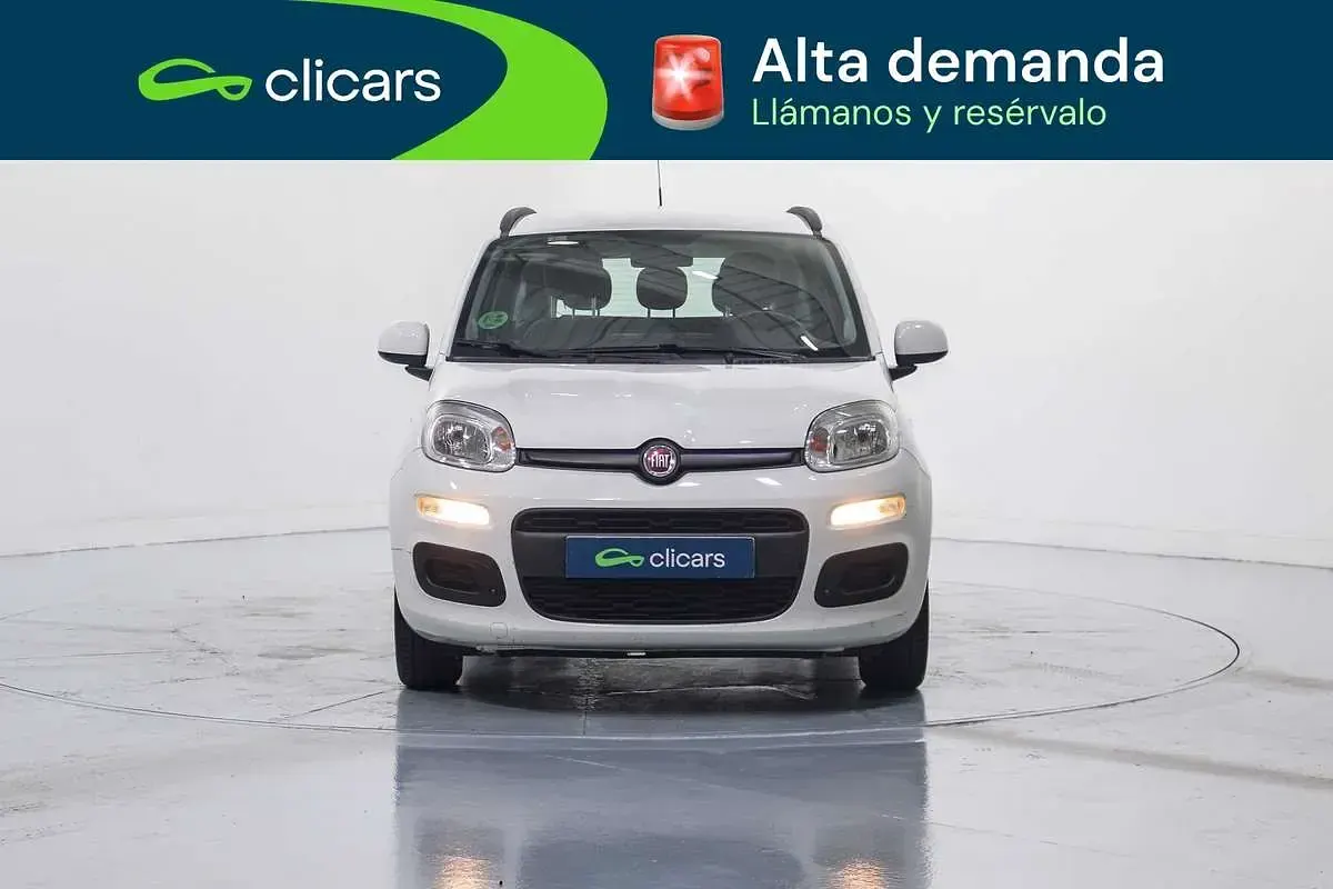 Usado Fiat Panda Lounge 69 CV (50 kW) 2016 Blanco Utilitario