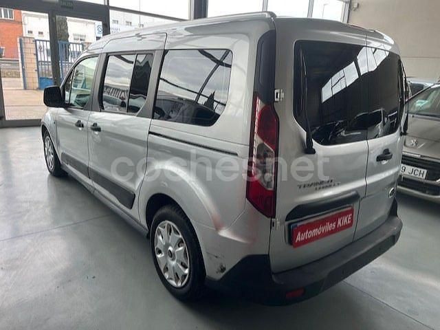 Usado Ford Tourneo Connect Titanium 115 CV (84 kW) 2013 Gris / plata Monovolumen