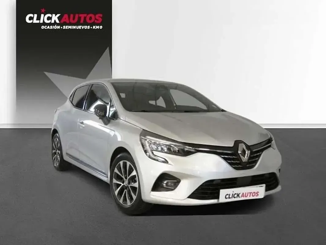 Usado Renault Clio Techno 91 CV (66 kW) 2023 Gris Utilitario