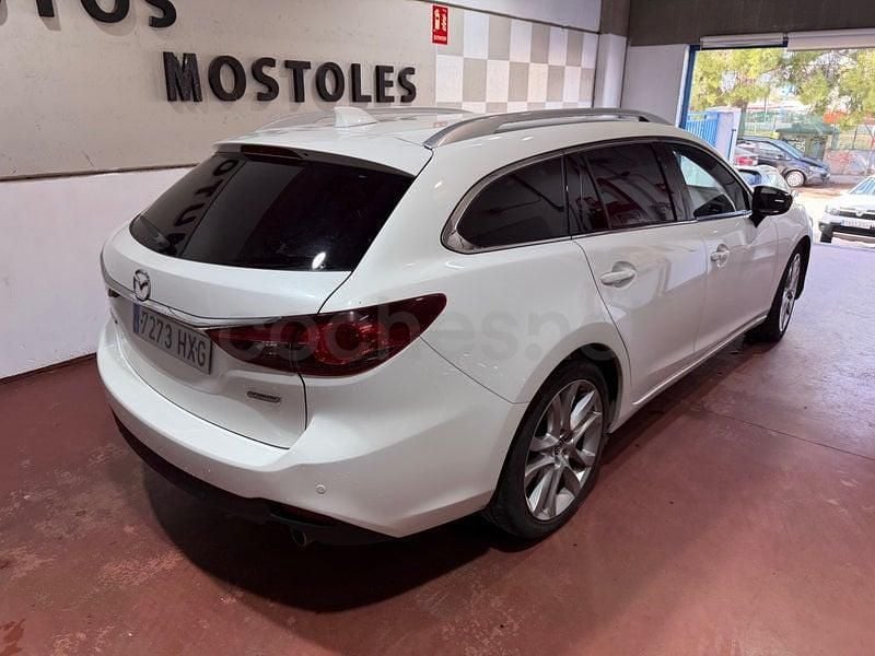 Usado Mazda 6 Comfort 150 CV (110 kW) 2014 Blanco Familiar