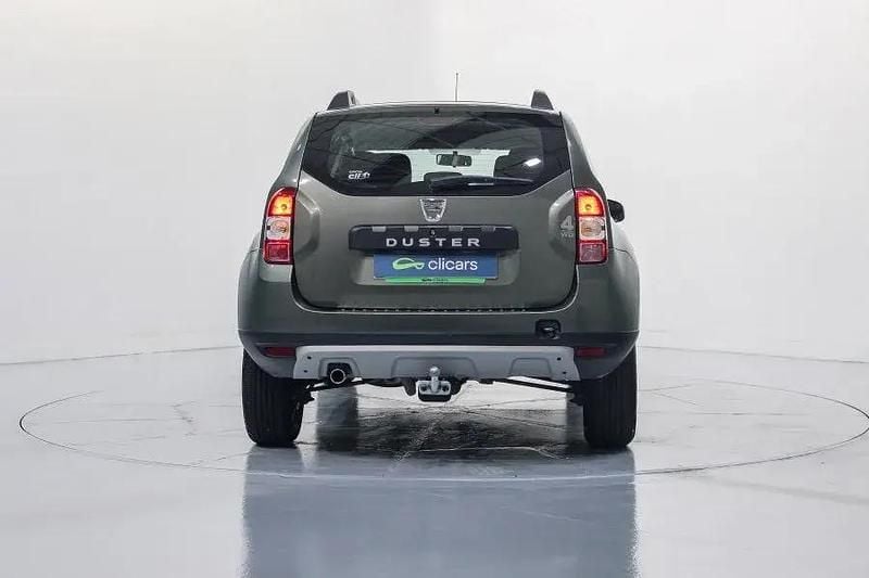 Begagnad Dacia Duster Lauréate 110 HK (80 kW) 2015 Grön SUV
