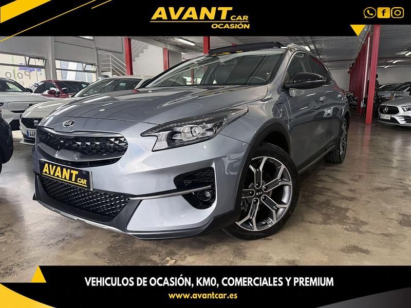 Usado Kia XCeed 141 CV (103 kW) 2021 Gris SUV