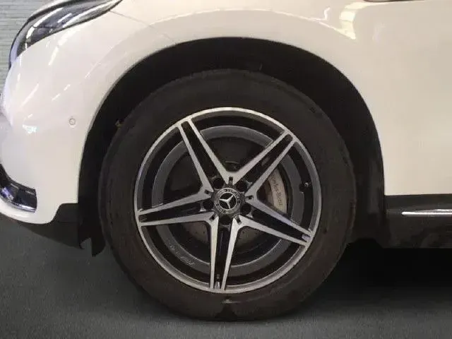 Usado Mercedes EQC400 300 kW (408 CV) 2020 SUV