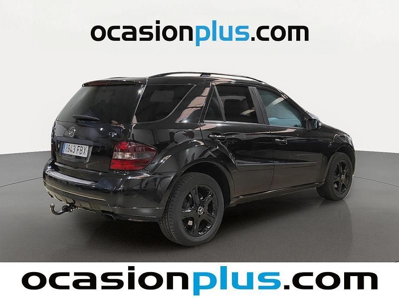 Usado Mercedes ML320 224 CV (164 kW) 2006 Negro SUV