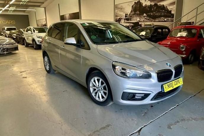 Usado BMW 218 Active Tourer Advantage 156 CV (114 kW) 2016 Monovolumen