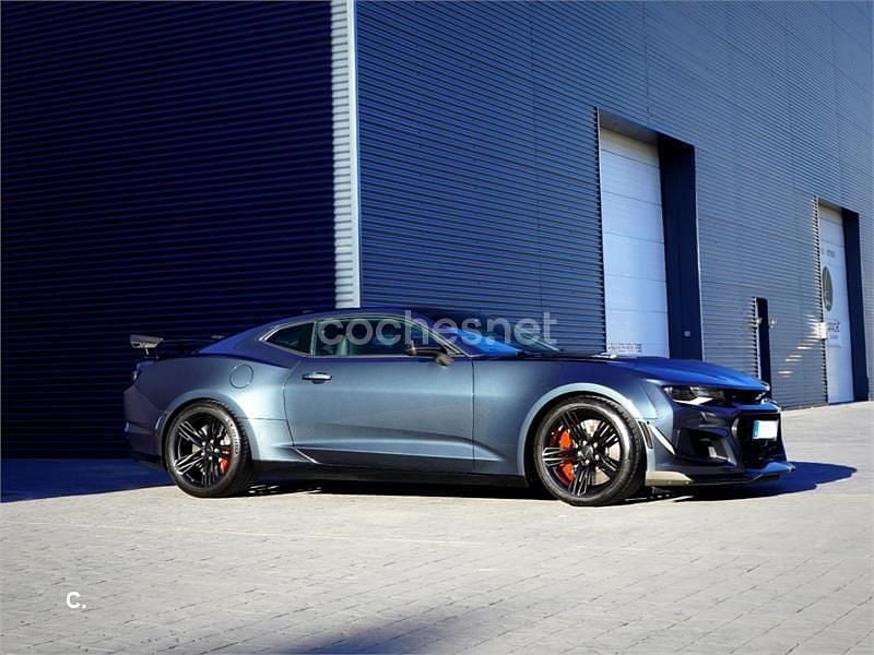 Usado Chevrolet Camaro 432 CV (317 kW) 2015 Gris / plata Coupe