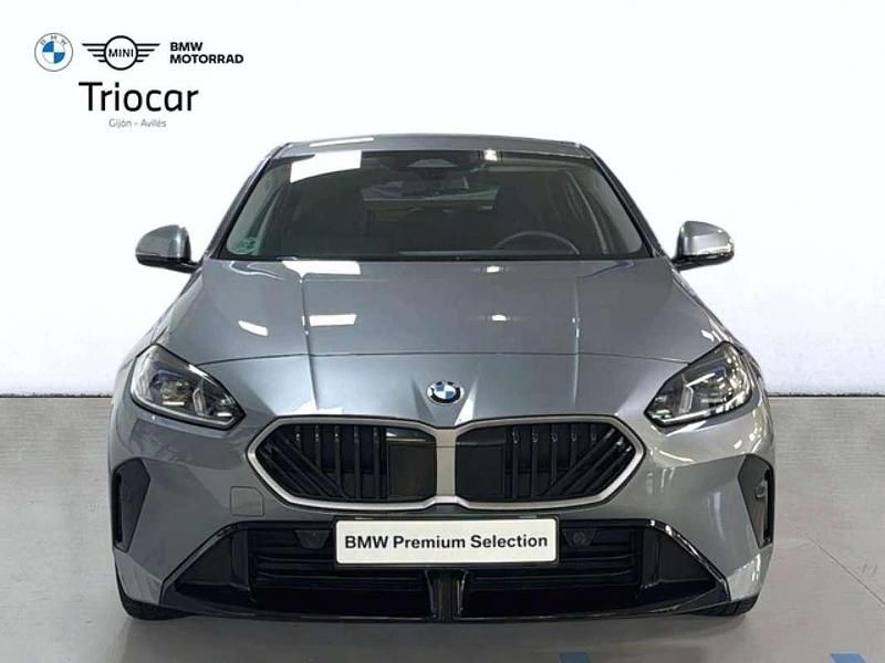 Usado BMW 116 Comfort Edition 150 CV (110 kW) 2025 Gris Utilitario