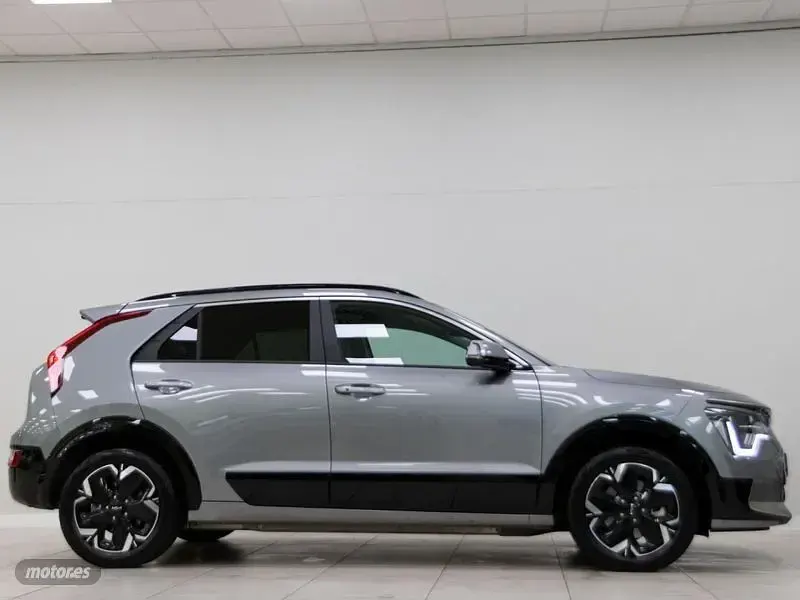 Usado Kia e-Niro 150 kW (204 CV) 2024 Gris SUV