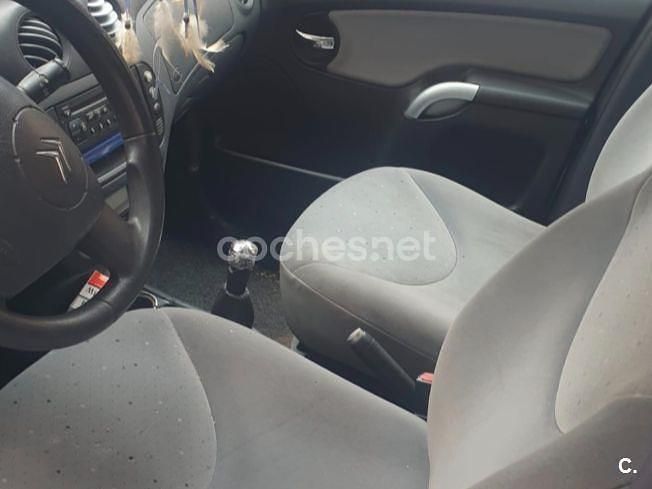 Usado Citroën C3 Furio 70 CV (51 kW) 2004 Azul Berlina