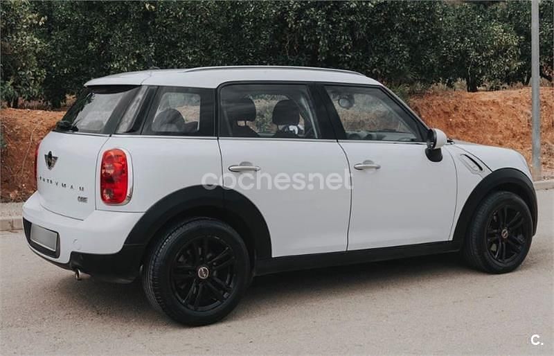 Blanco Usado 2011 Mini One Countryman SUV | 6350 € - Imagen 1/1