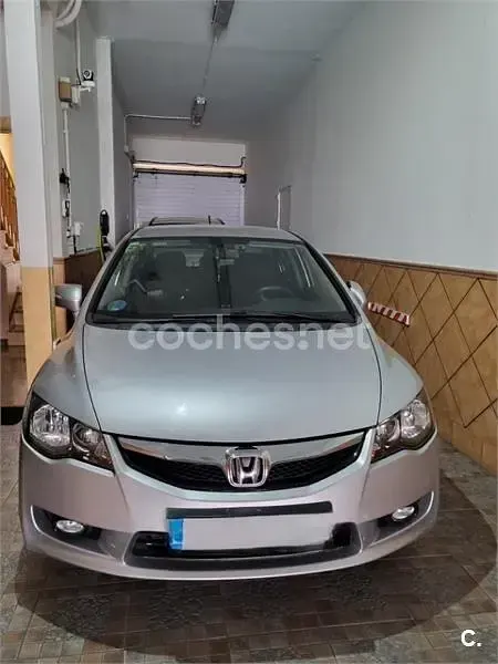 Usado Honda Civic Hybrid 115 CV (84 kW) 2008 Gris / plata Berlina