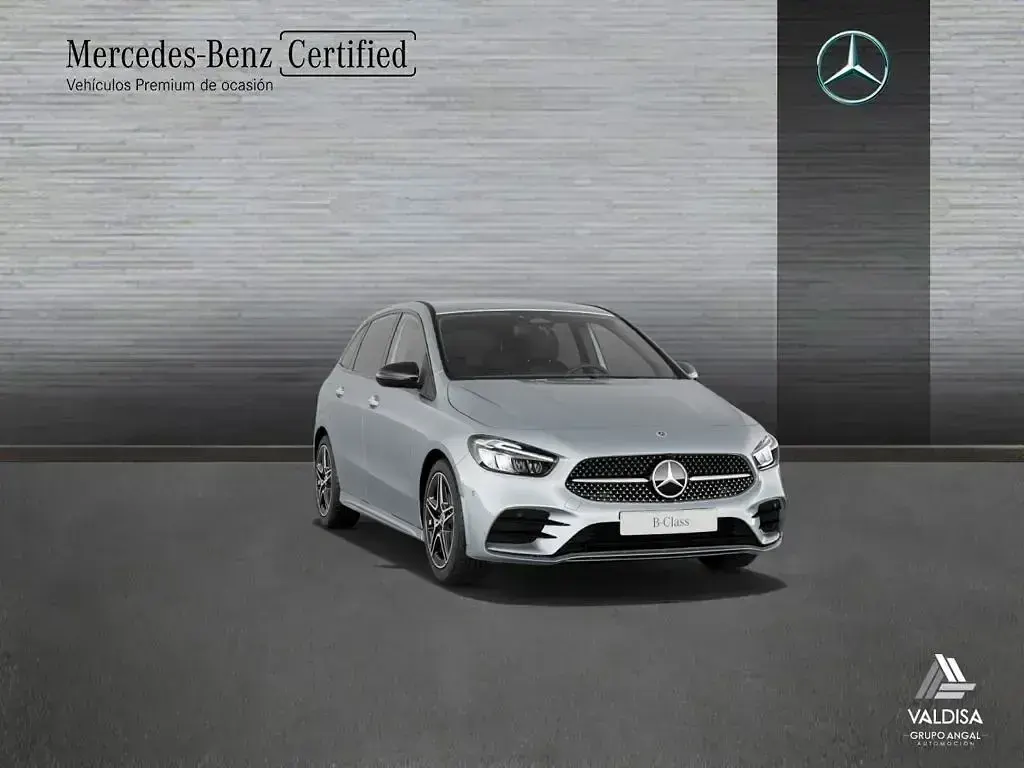 Usado Mercedes E250 AMG line 218 CV (160 kW) 2024 Plateado Monovolumen