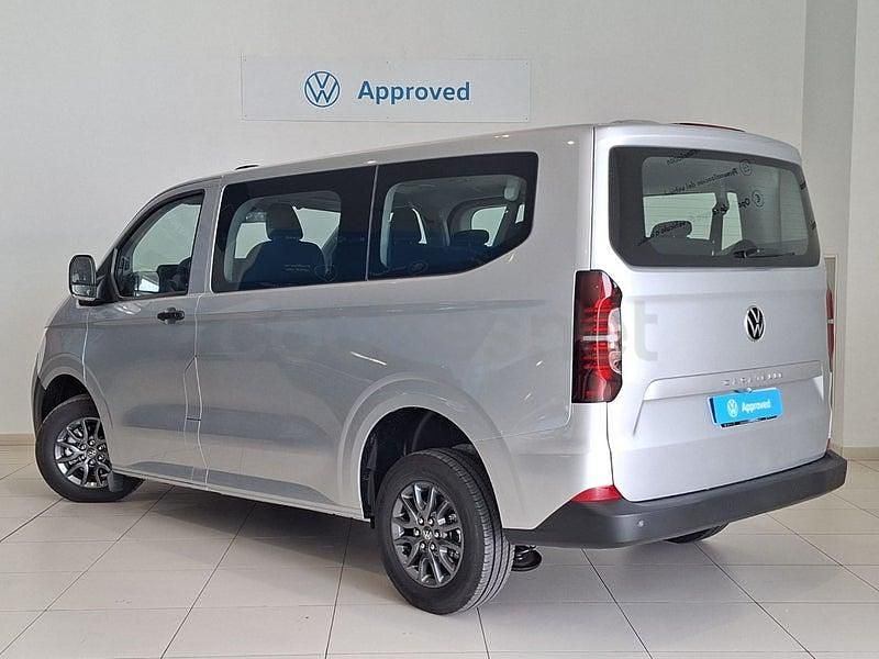 Nuevo VW Caravelle 150 CV (110 kW) 2025 Gris / plata Monovolumen