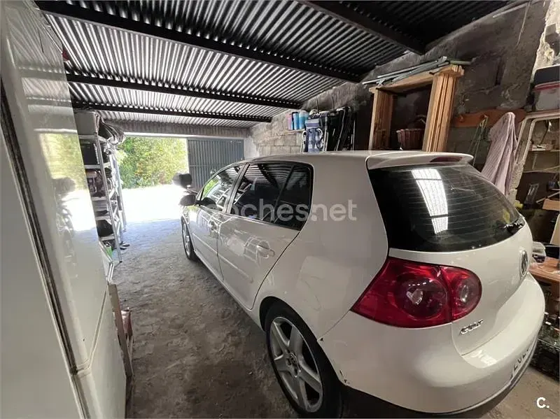 Usado VW Golf V GT 140 CV (102 kW) 2007 Blanco Berlina