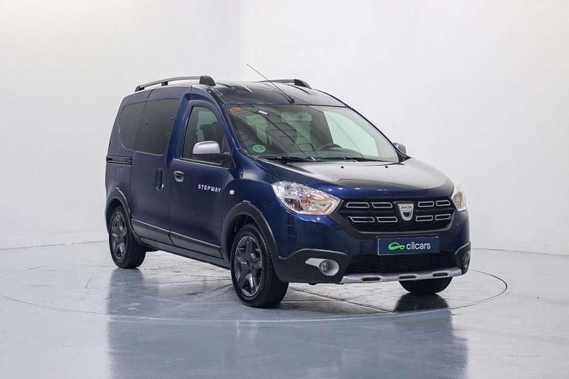 Käytetty Dacia Dokker 90 HP (66 kW) 2017 Sininen Tila-auto