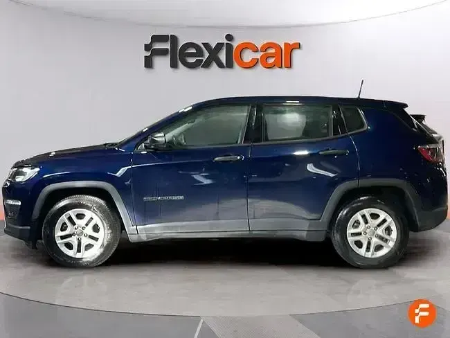 Usado Jeep Compass Sport 120 CV (88 kW) 2020 Azul SUV