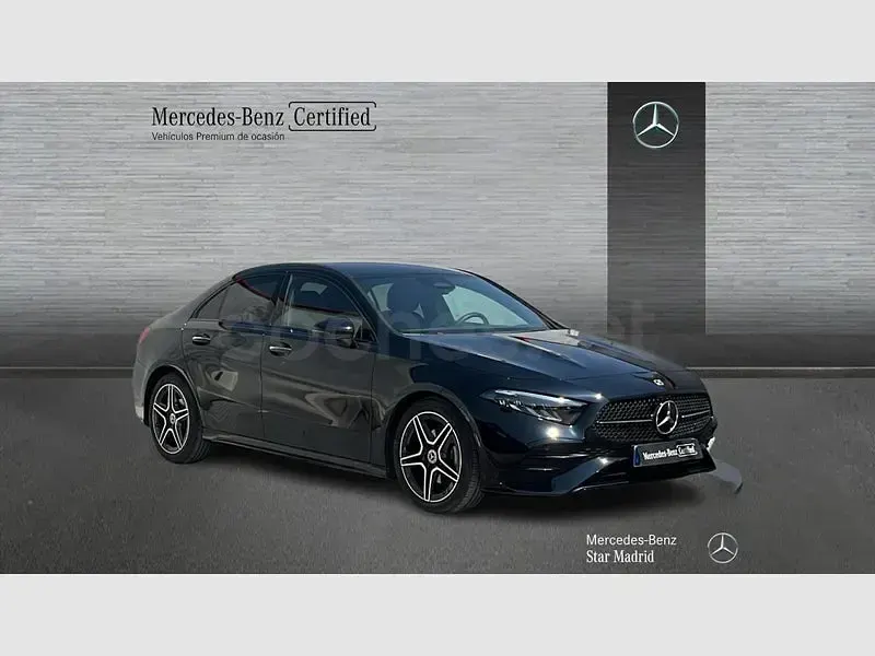 Usado Mercedes A180 136 CV (100 kW) 2025 Blanco Berlina