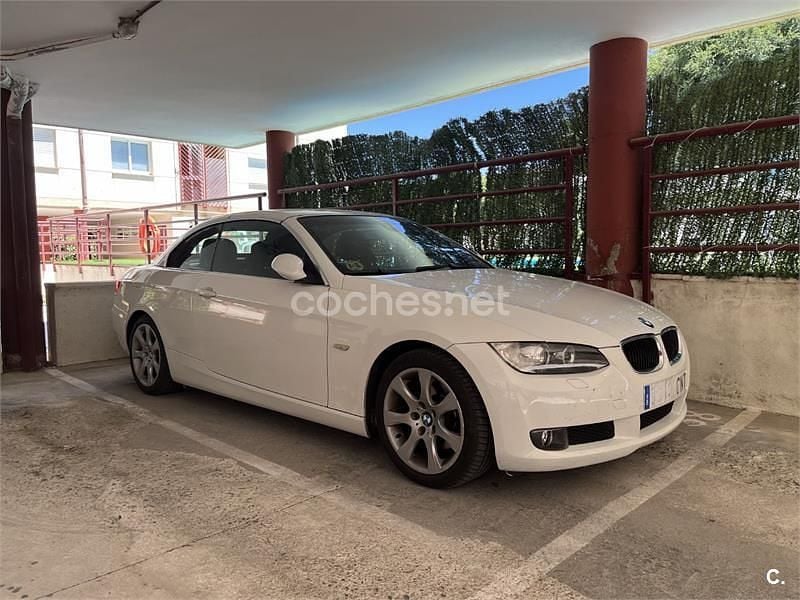 Usado BMW 320 Cabriolet 177 CV (130 kW) 2009 Blanco Descapotable