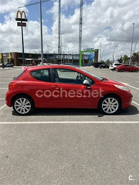 Usado Peugeot 207 GT 150 CV (110 kW) 2007 Rojo Berlina