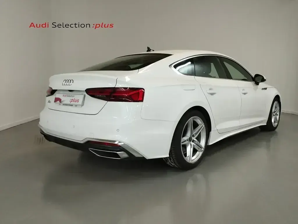 Usado Audi A5 S-Line 150 CV (110 kW) 2022 Blanco Coupe