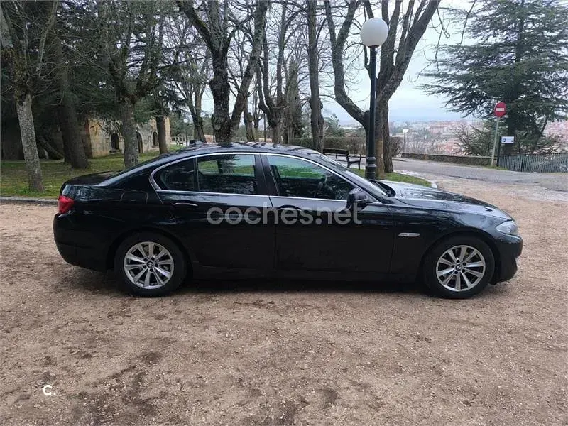 Usado BMW 523 Efficient Dynamics 190 CV (139 kW) 2010 Negro Berlina