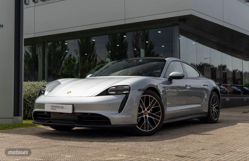 Usado Porsche Taycan 300 kW (408 CV) 2022 Gris Berlina