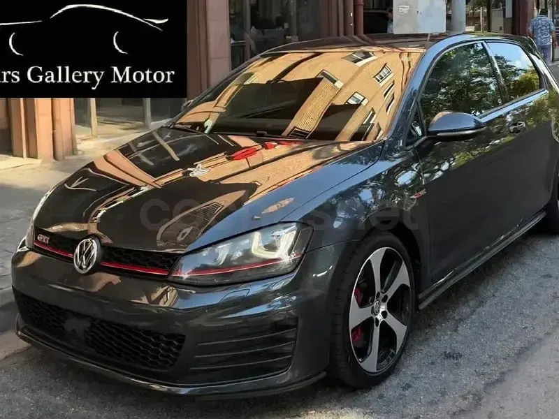 Usado VW Golf VII GTI 220 CV (161 kW) 2016 Gris / plata Berlina