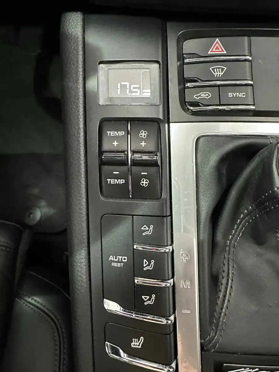 Usado Porsche Macan 245 CV (180 kW) 2021 Negro SUV