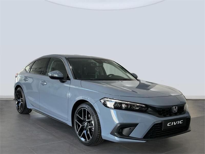 Usado Honda Civic Advance 184 CV (135 kW) 2024 Gris / plata Berlina