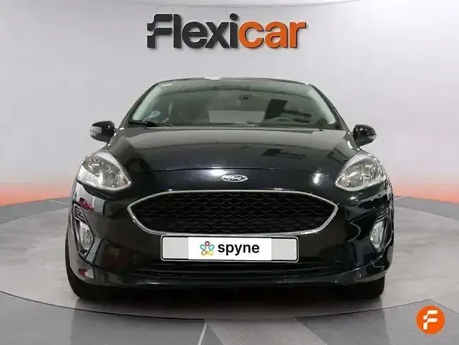 Usado Ford Fiesta Trend 85 CV (62 kW) 2018 Negro Utilitario