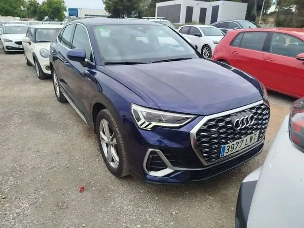 Usado Audi Q3 S-Line 200 CV (147 kW) 2022 Azul SUV