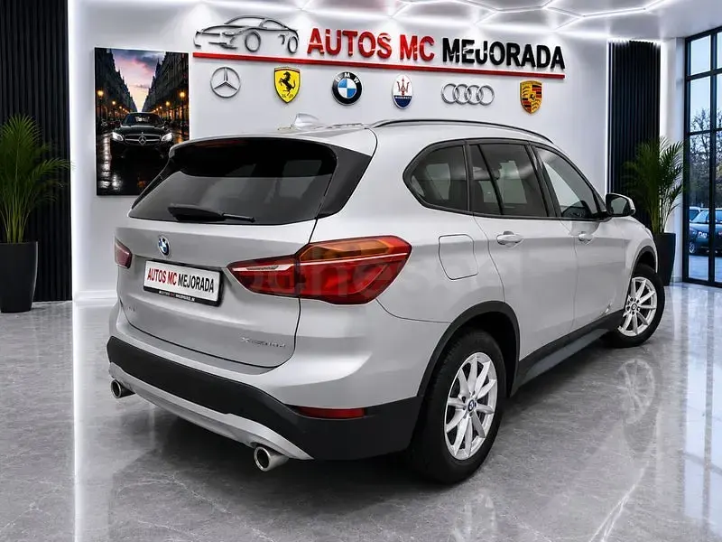 Usado BMW X1 150 CV (110 kW) 2020 Gris / plata SUV